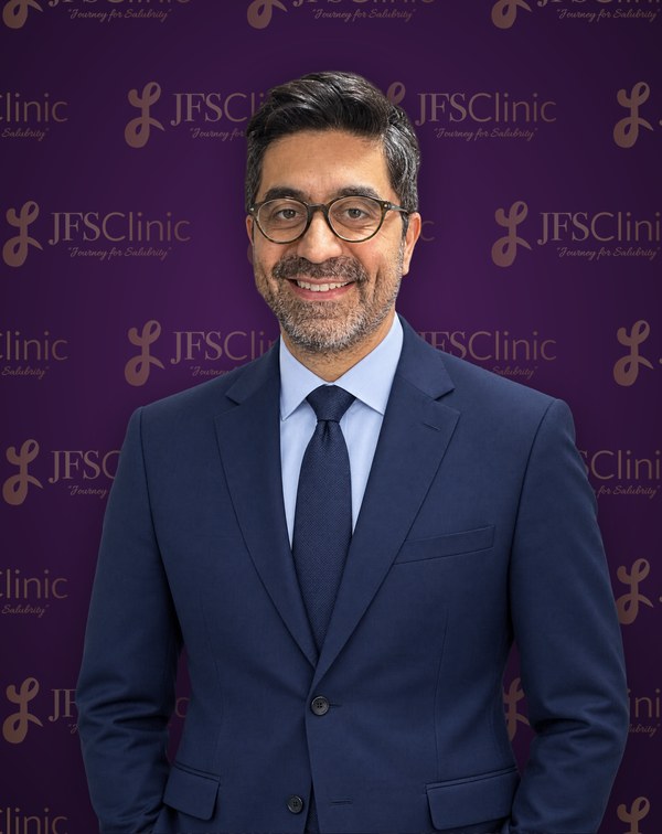 Op. Dr. Hünkar Batıkhan, otorinolaringoiatra Izmir