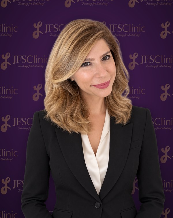 Assoc. Prof. Dr. Merve Biçer, labiaplasty surgeon Turkey